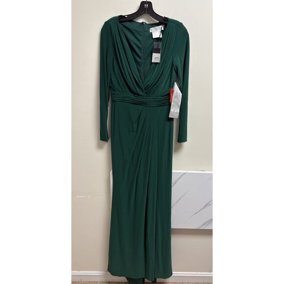 Ieena for Mac Duggal Women’s Green Long Sleeve Draped Ruched Gown Size 4 READ - Picture 1 of 6